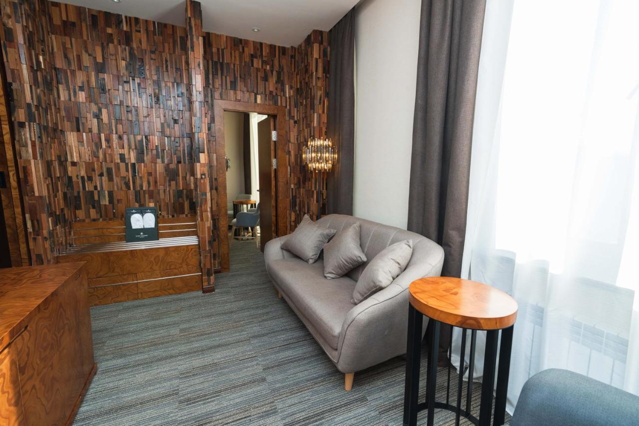East Astana Hotel ภายนอก รูปภาพ