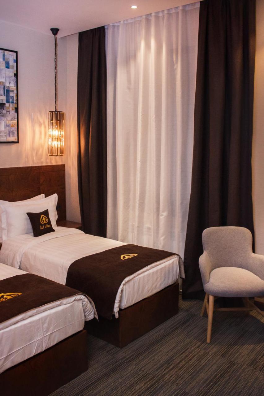 East Astana Hotel ภายนอก รูปภาพ