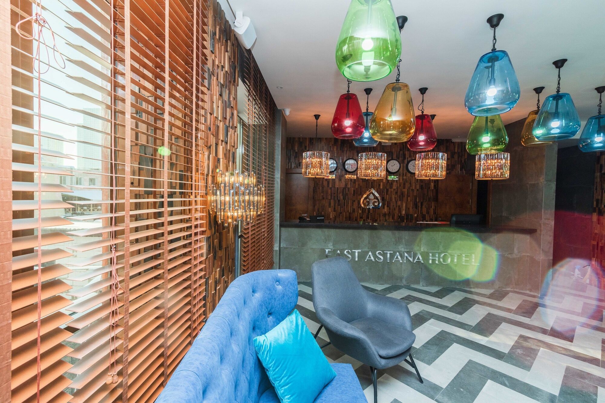 East Astana Hotel ภายนอก รูปภาพ
